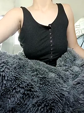 Snapshot of snohunny chatting on February 24, 5:22 pm snohunny online show from February 24, 5:22 pm