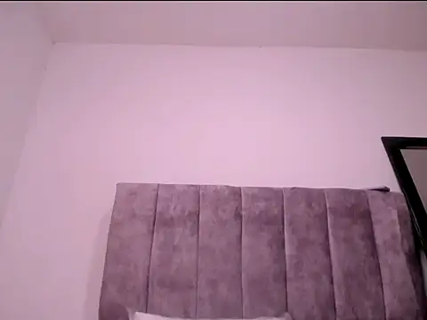 Snapshot of Luciana_hardmand chatting on September 13, 3:23 pm Luciana hardmand online show from September 13, 3:23 pm