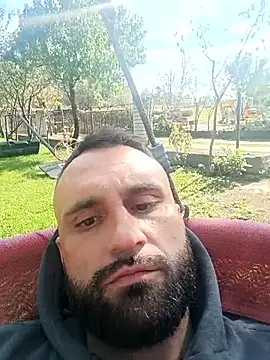 Snapshot of Cavi768 chatting on October 8, 10:24 am Cavi768 online show from October 8, 10:24 am