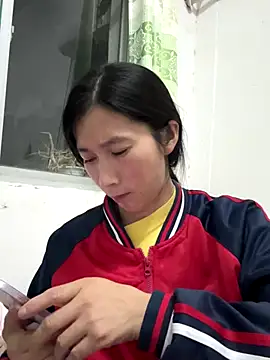 crhong666 online show from October 27, 12:42 pm