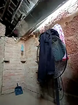 nughtytommy01 online show from December 22, 8:22 am