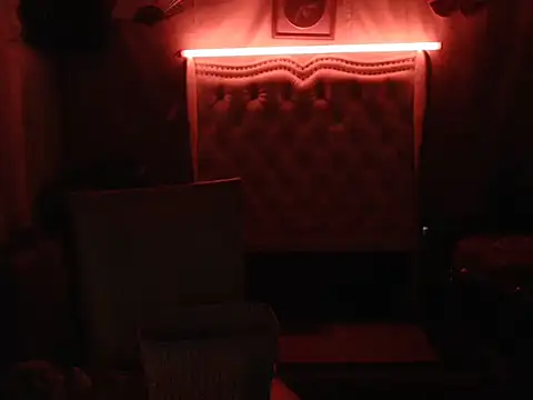 miss laila  online show from September 23, 10:29 am