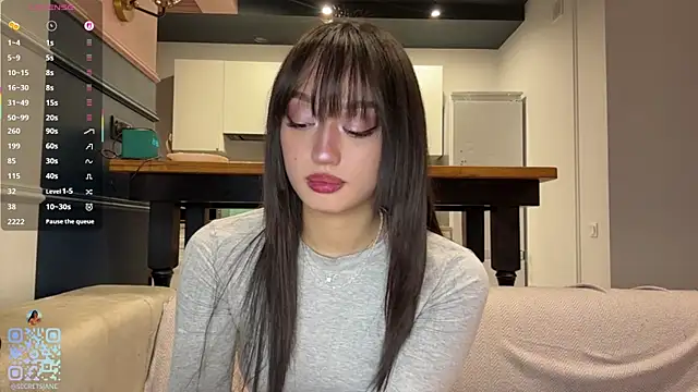 SweetSakuraJane online show from April 14, 8:37 pm