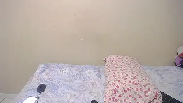 Blackberry96  online show from January 18, 11:08 pm