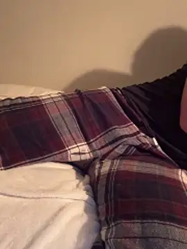 Snapshot of ModestVibe5 chatting on March 21, 1:54 am ModestVibe5 online show from March 21, 1:54 am