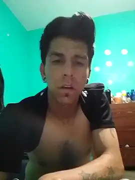 Snapshot of TragicAirplane168 chatting on October 12, 7:29 am TragicAirplane168 online show from October 12, 7:29 am