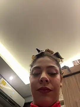 hannachris- online show from March 1, 11:18 pm