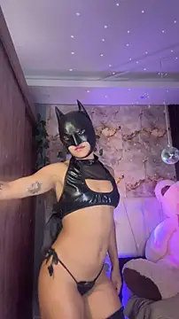 hannachris- online show from June 14, 8:33 pm