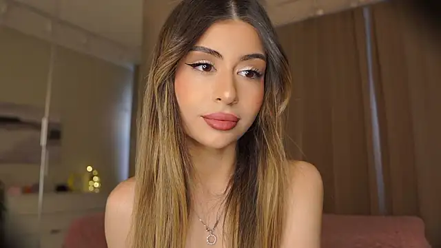 GeorginaHarn online show from February 15, 8:13 am