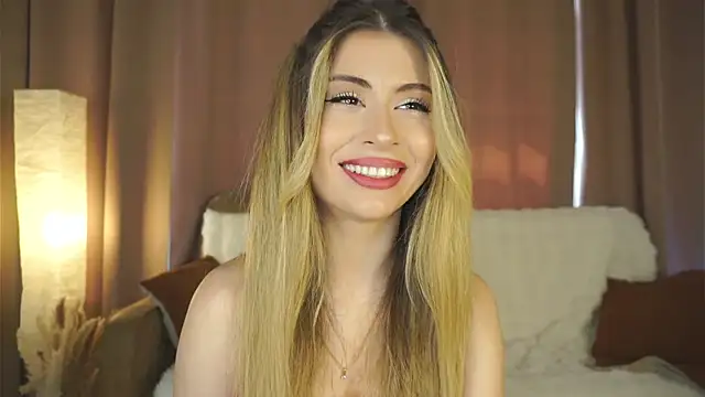 Snapshot of GeorginaHarn chatting on June 30, 8:04 am GeorginaHarn online show from June 30, 8:04 am