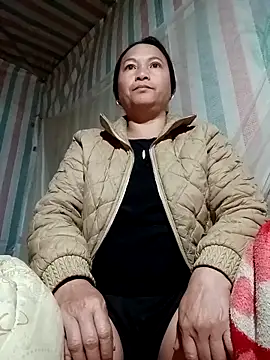 Love-Mama33 online show from February 3, 11:32 pm