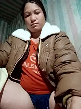 Love-Mama33 online show from February 18, 11:33 pm