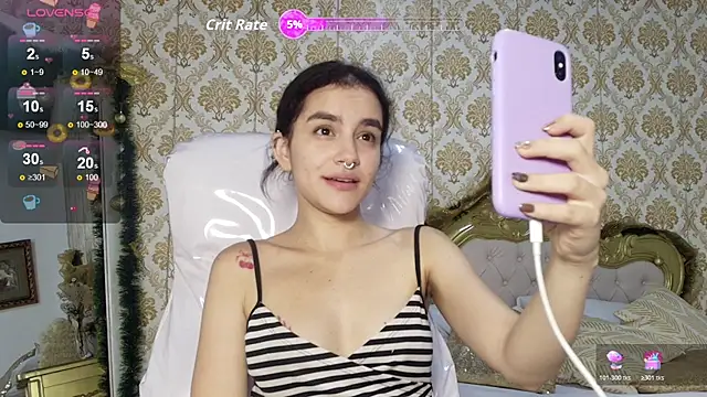 JessB  online show from December 22, 7:33 pm