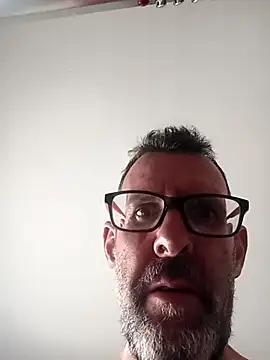 gigolobcn online show from April 1, 12:50 pm