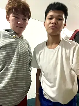 Snapshot of urasiantwinkbigcock chatting on October 18, 7:14 pm urasiantwinkbigcock online show from October 18, 7:14 pm