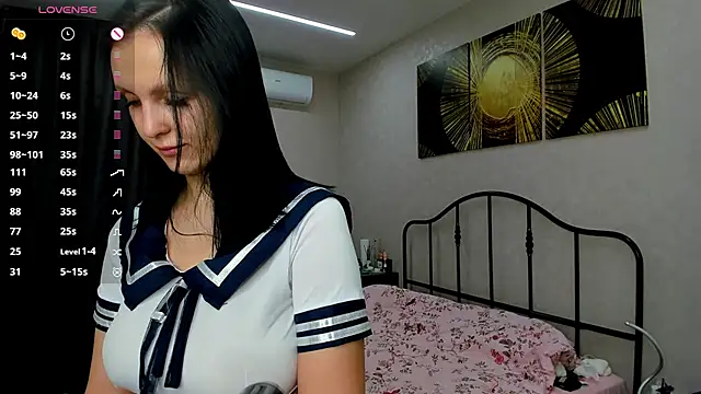 AfraBabyGills online show from April 5, 7:22 pm