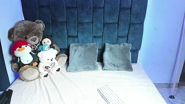 ValentinaKlean online show from February 27, 5:29 am