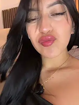 Snapshot of AngellaMoraa chatting on August 2, 10:57 am AngellaMoraa online show from August 2, 10:57 am