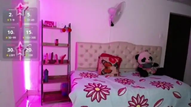 Snapshot of thalia_mills19 chatting on April 21, 2:51 am thalia mills19 online show from April 21, 2:51 am