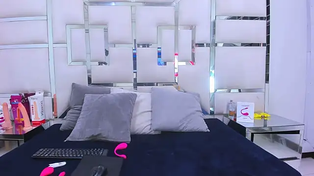 GabrielBrowm online show from September 25, 8:23 pm