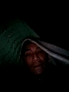 Snapshot of SecurePlanet9 chatting on February 4, 5:46 am SecurePlanet9 online show from February 4, 5:46 am