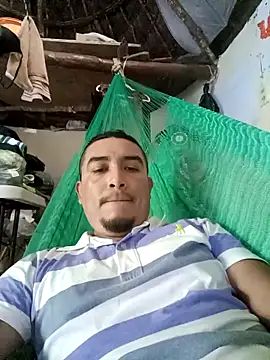 Snapshot of SecurePlanet9 chatting on February 6, 9:40 pm SecurePlanet9 online show from February 6, 9:40 pm