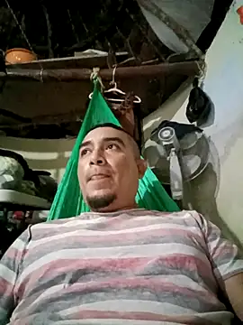 Snapshot of SecurePlanet9 chatting on February 7, 11:30 pm SecurePlanet9 online show from February 7, 11:30 pm