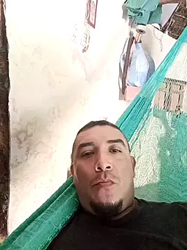 Snapshot of SecurePlanet9 chatting on February 9, 6:45 pm SecurePlanet9 online show from February 9, 6:45 pm