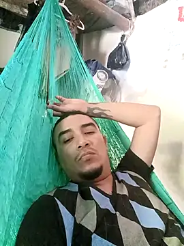 Snapshot of SecurePlanet9 chatting on February 11, 6:13 pm SecurePlanet9 online show from February 11, 6:13 pm