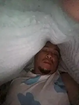 Snapshot of SecurePlanet9 chatting on February 12, 6:19 am SecurePlanet9 online show from February 12, 6:19 am