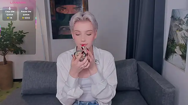 Snapshot of OdelynaAsp chatting on October 10, 11:53 am OdelynaAsp online show from October 10, 11:53 am