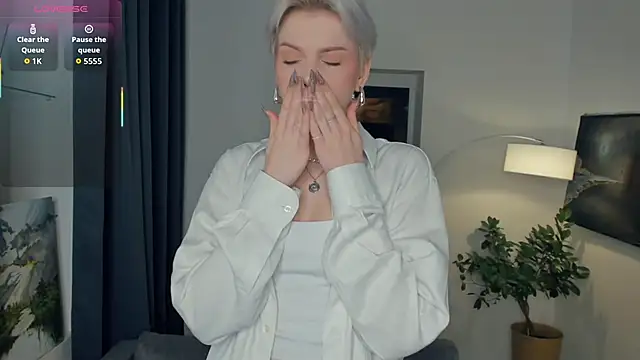 Snapshot of OdelynaAsp chatting on October 26, 11:49 am OdelynaAsp online show from October 26, 11:49 am