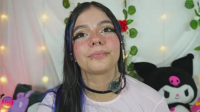 Snapshot of cutee_andrea chatting on May 30, 4:20 am cutee andrea online show from May 30, 4:20 am