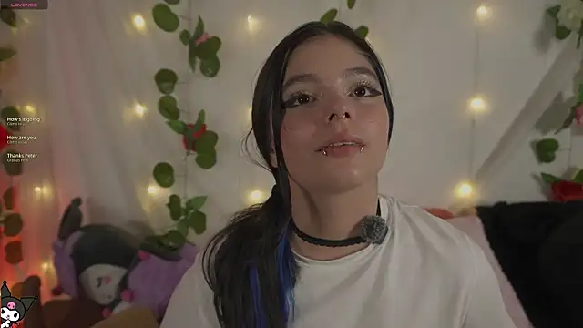 Snapshot of cutee_andrea chatting on June 30, 3:29 am cutee andrea online show from June 30, 3:29 am
