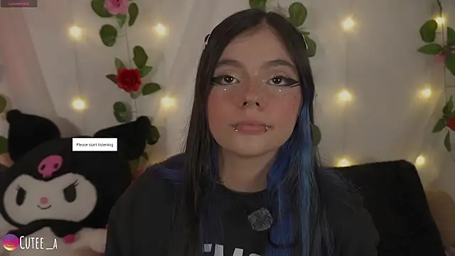 Snapshot of cutee_andrea chatting on July 9, 3:43 am cutee andrea online show from July 9, 3:43 am