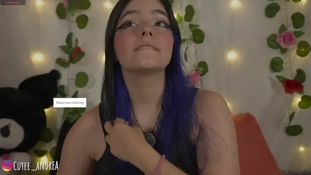 Snapshot of cutee_andrea chatting on July 21, 3:20 am cutee andrea online show from July 21, 3:20 am