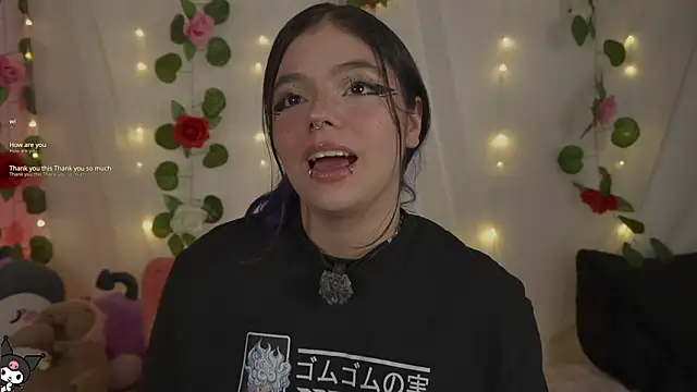 Snapshot of cutee_andrea chatting on July 27, 3:46 am cutee andrea online show from July 27, 3:46 am