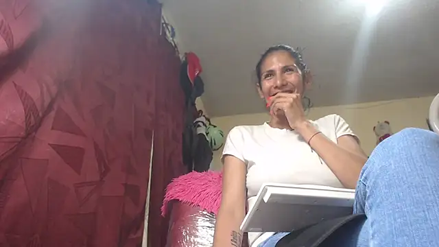 gattycahot online show from October 1, 11:00 pm