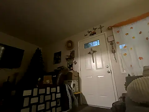 GirThyDock online show from November 8, 10:37 am