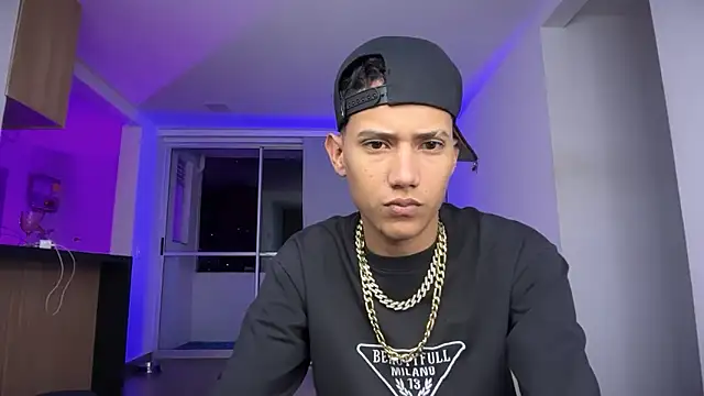 Toy boy777 online show from February 23, 3:26 am