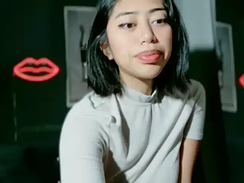 LittleHermes online show from May 17, 9:11 pm