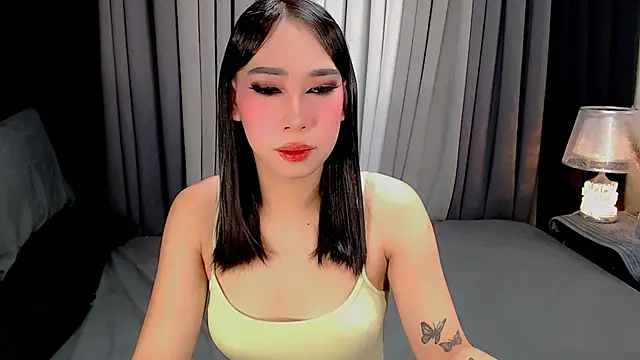 Snapshot of kisha_greyson chatting on October 30, 1:51 am kisha greyson online show from October 30, 1:51 am