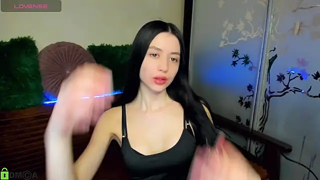 SelinLi online show from March 4, 12:11 pm