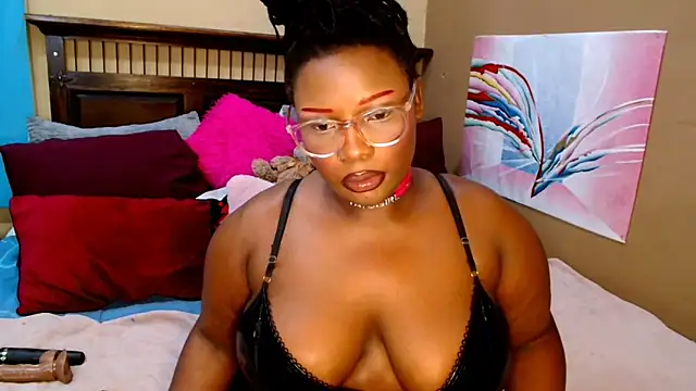 CurvyCocoxxx online show from May 28, 8:44 am