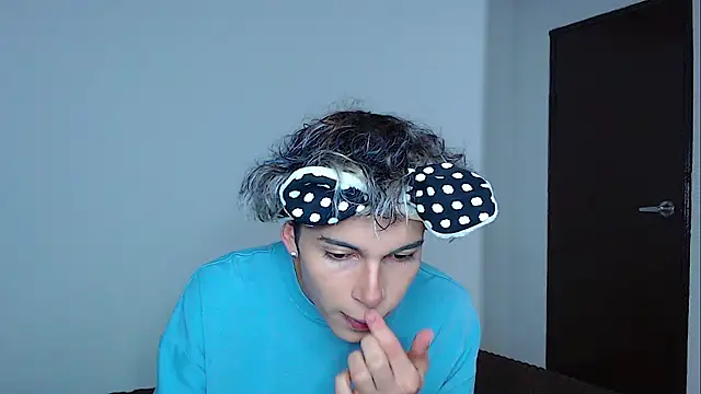 john vichenso online show from November 27, 9:50 pm