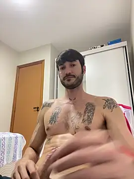 Fubinha online show from April 3, 7:01 pm