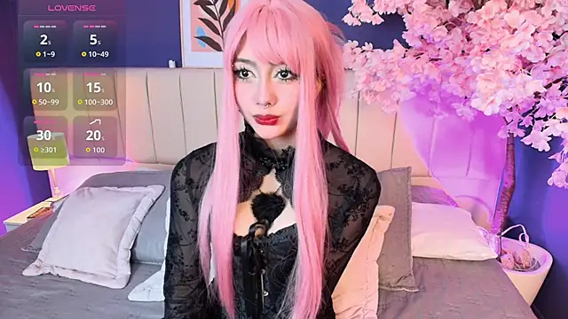 Shizuko  online show from February 5, 7:40 pm