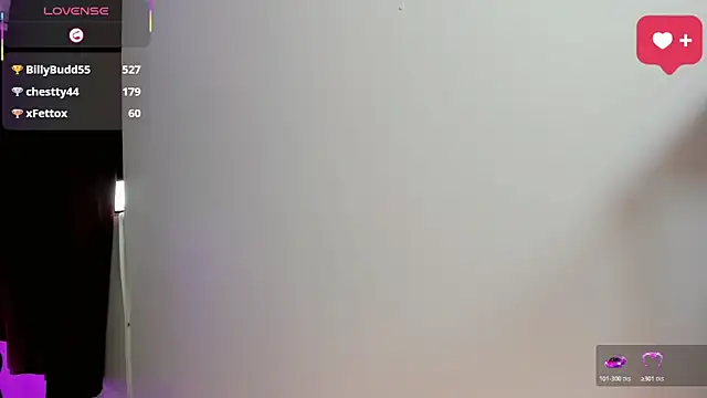 Snapshot of Britany_montiel chatting on April 10, 7:07 pm Britany montiel online show from April 10, 7:07 pm