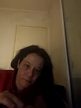 Snapshot of zeousseelphie chatting on April 28, 2:27 am zeousseelphie online show from April 28, 2:27 am