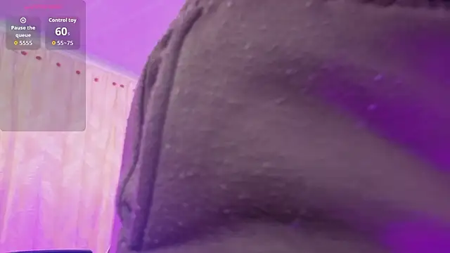 ZURY TAY online show from March 20, 11:48 am